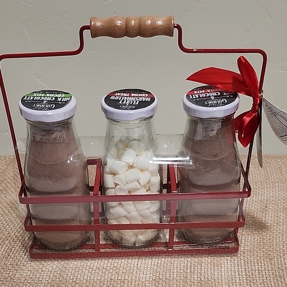 Gourmet Cocoa Mix Gift Set with Wooden Handle - Picture 4 of 4